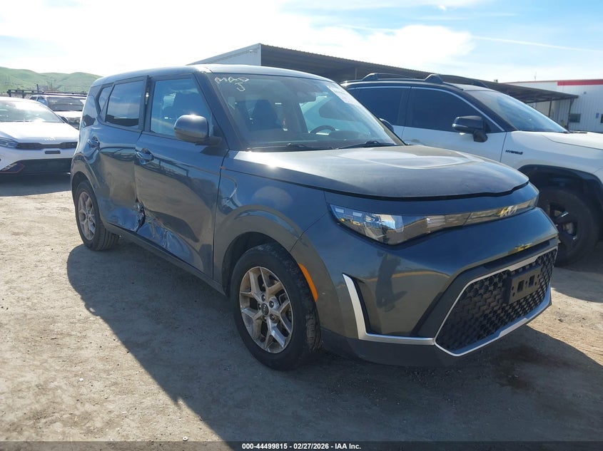2023 Kia Soul Lx