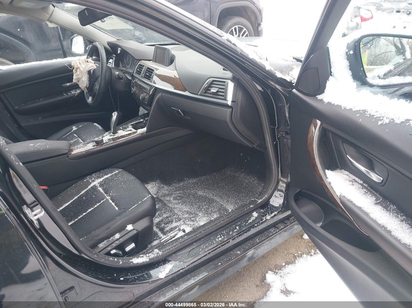 2017 BMW 320I xDrive