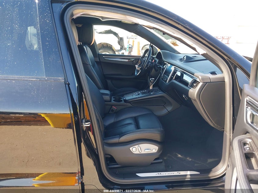 2018 Porsche Macan S