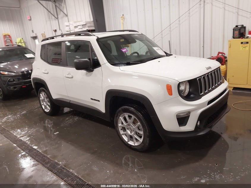 2022 Jeep Renegade Latitude 4X4