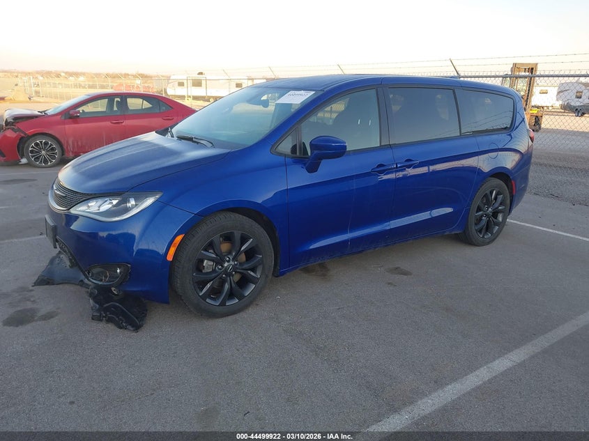 2019 Chrysler Pacifica Touring Plus