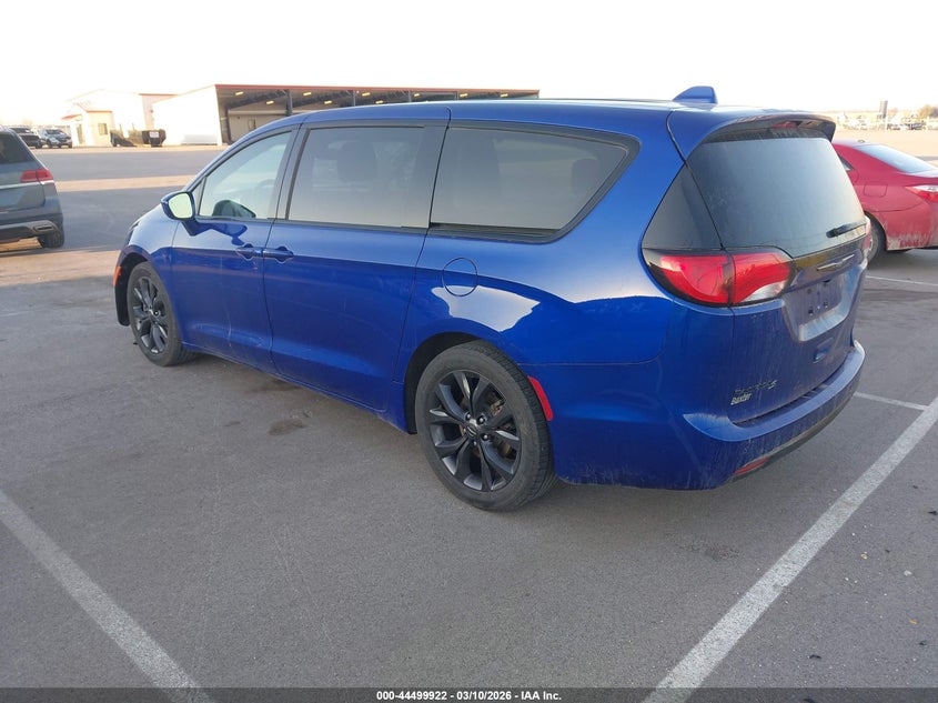 2019 Chrysler Pacifica Touring Plus