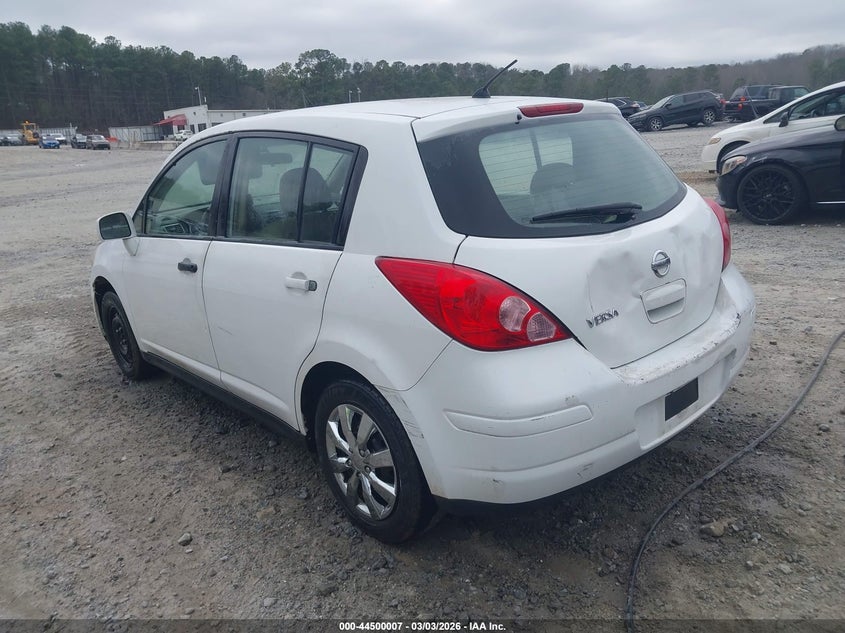 2009 Nissan Versa 1.8S