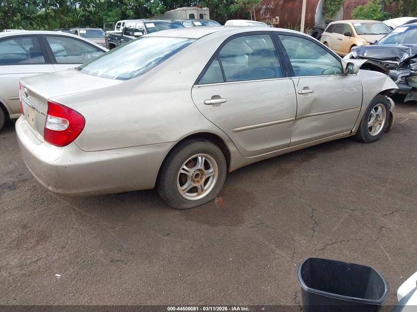 2004 Toyota Camry Le