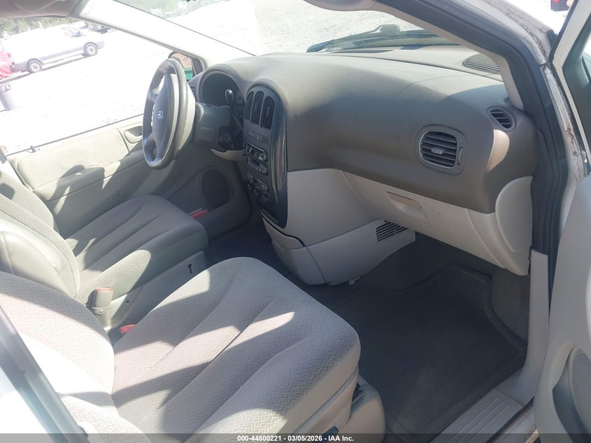 2005 Dodge Grand Caravan Sxt