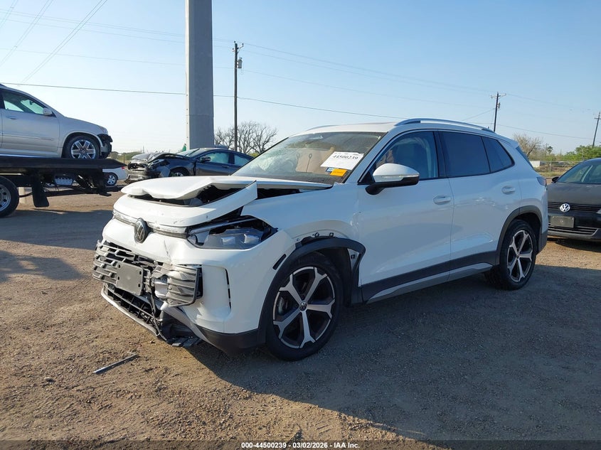 2025 Volkswagen Tiguan 2.0T Se