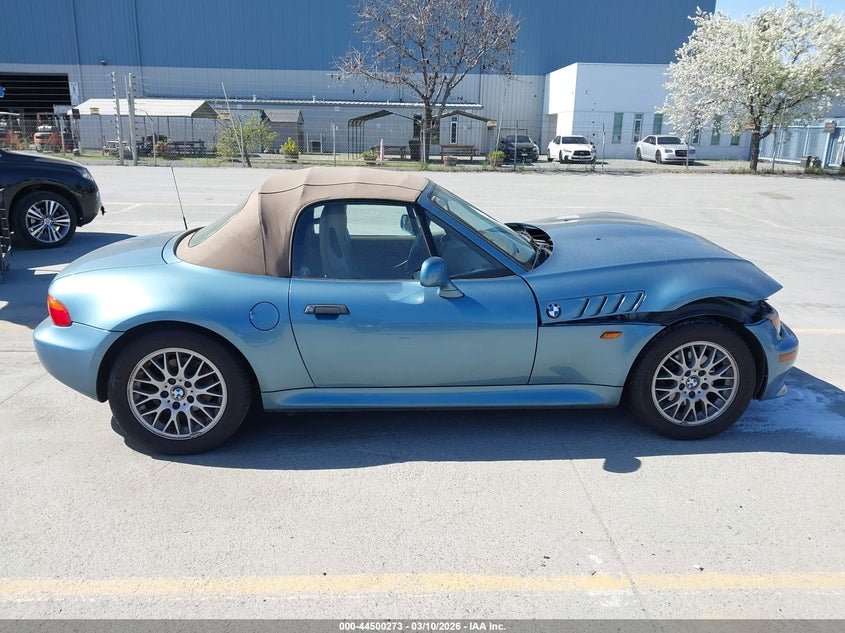 1999 BMW Z3 2.3 VIN: 4USCH9335XLG01152 Lot: 44500273