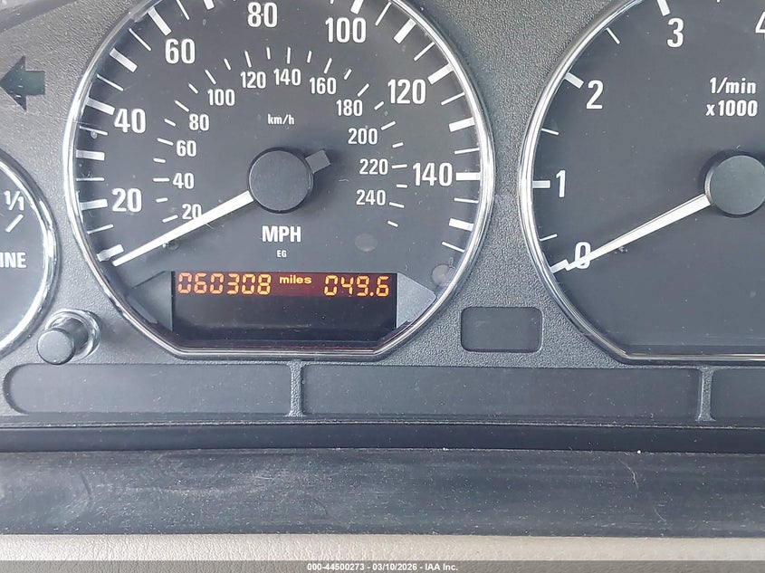 1999 BMW Z3 2.3 VIN: 4USCH9335XLG01152 Lot: 44500273