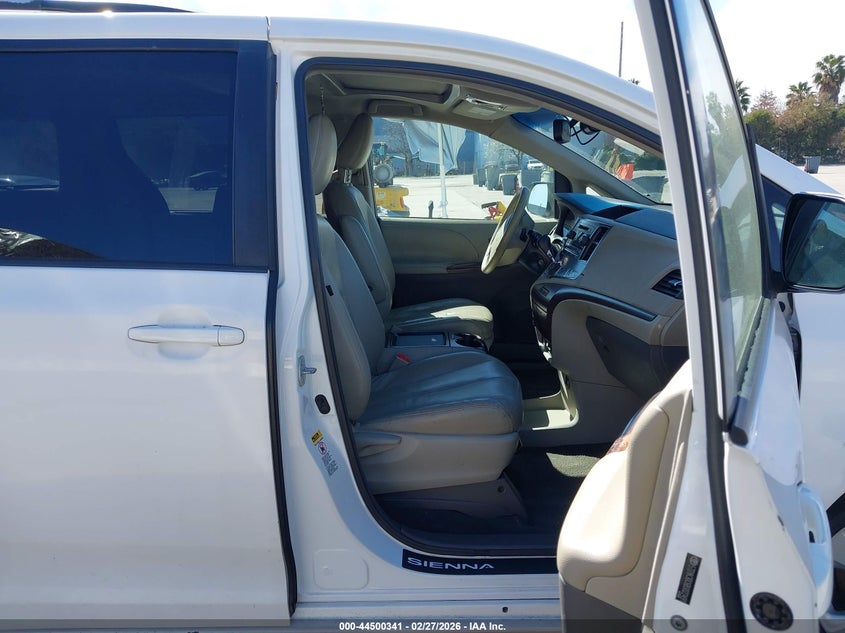 2011 Toyota Sienna Xle V6