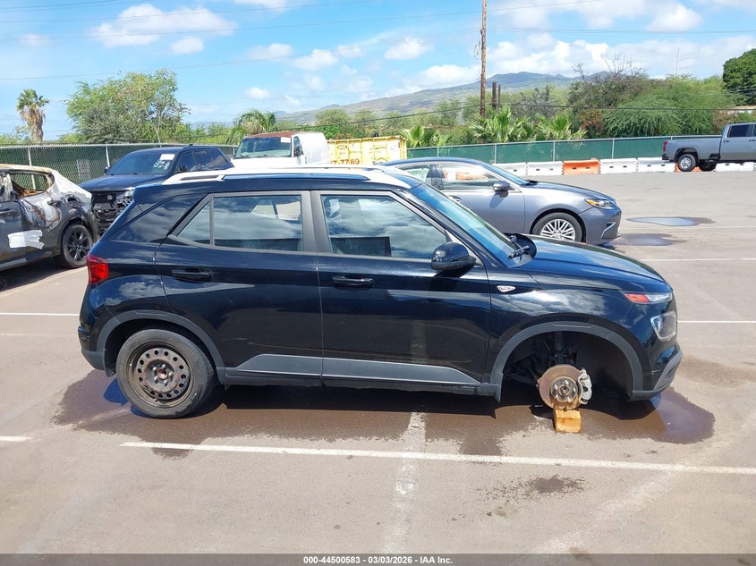 2022 Hyundai Venue Sel VIN: KMHRC8A36NU152706 Lot: 44500583