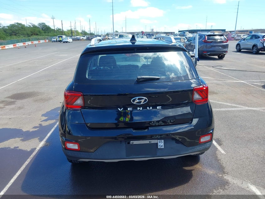 2022 Hyundai Venue Sel VIN: KMHRC8A36NU152706 Lot: 44500583