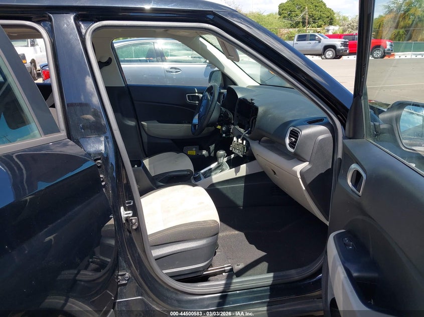 2022 Hyundai Venue Sel