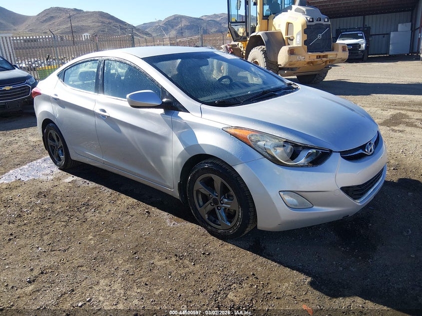 2013 HYUNDAI ELANTRA GLS