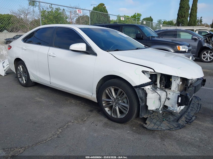2016 Toyota Camry Se