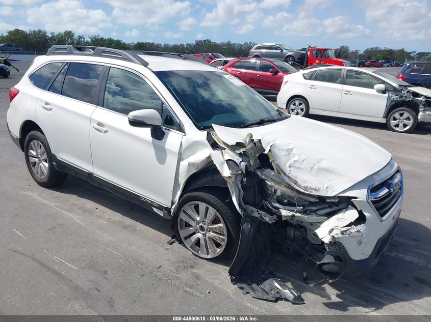 2019 Subaru Outback 2.5I Premium