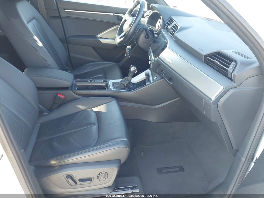 2024 Audi Q3 Premium 45 Tfsi S Line Quattro Tiptronic