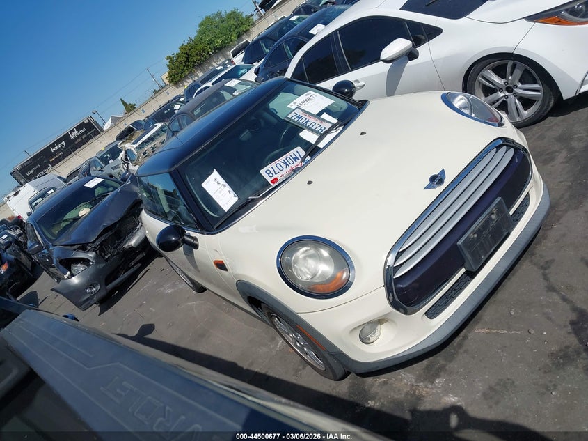 WMWXM5C59FT942723 MINI HARDTOP Photo 1