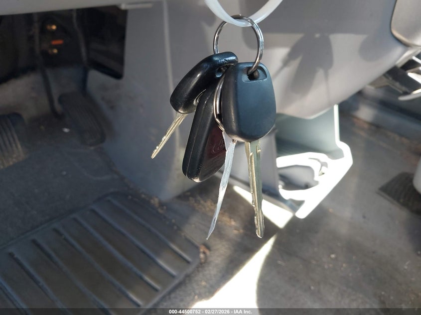 2002 Toyota Sienna Xle VIN: 4T3ZF13C42U451478 Lot: 44500752