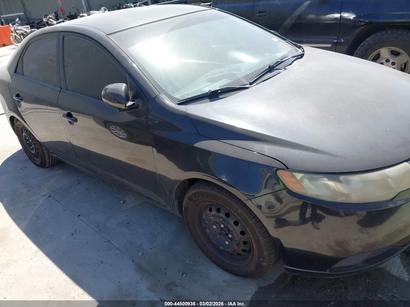 Vin: knaft4a2xa5880621, lot: 44997662, kia forte lx 2010 img_1