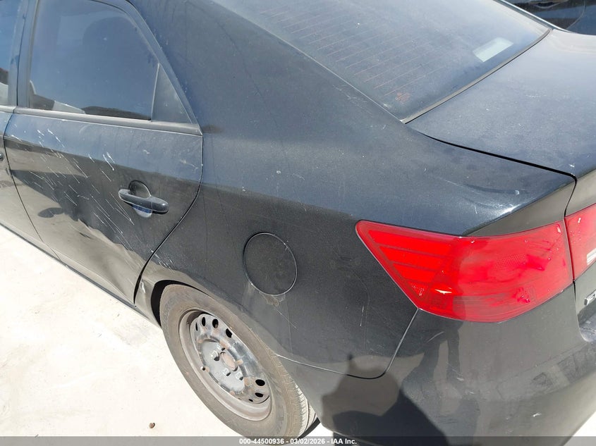 Vin: knaft4a2xa5880621, lot: 44997662, kia forte lx 20103