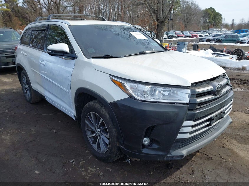 2019 Toyota Highlander Xle