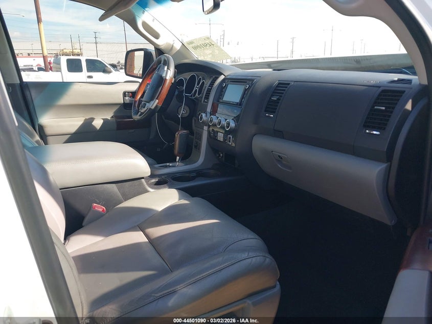 2017 Toyota Sequoia Platinum