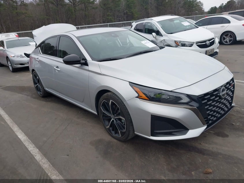 2024 Nissan Altima Sr Fwd