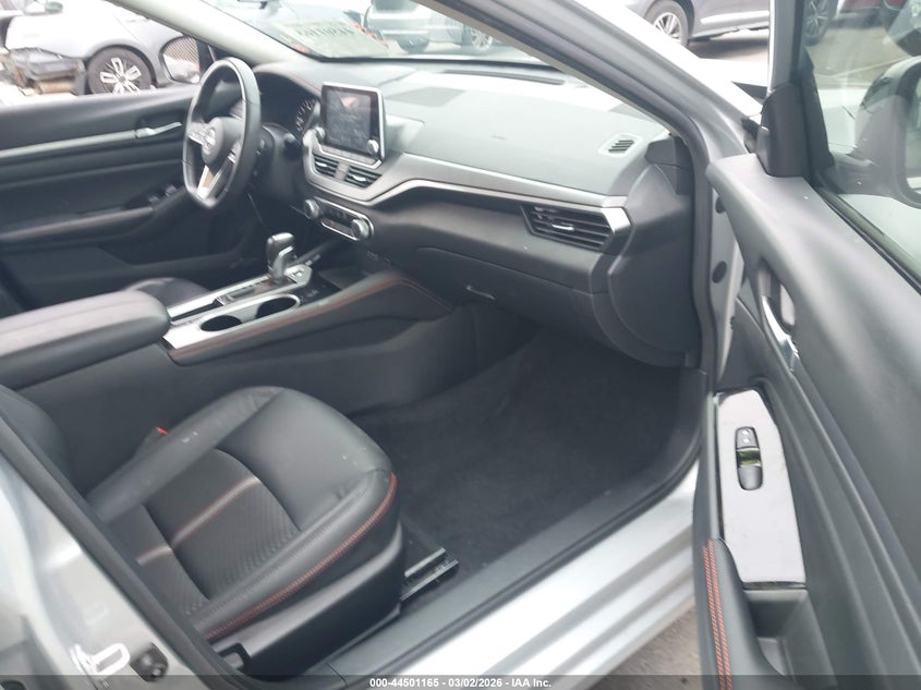 2024 Nissan Altima Sr Fwd