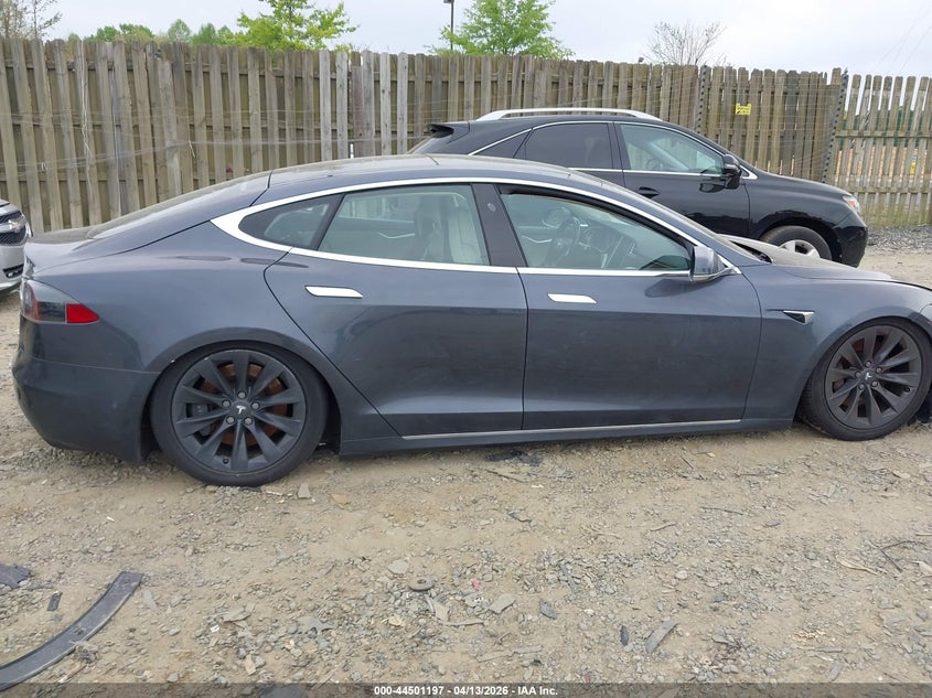 2017 Tesla Model S 100D/60D/75D/90D/P100D VIN: 5YJSA1E27HF220240 Lot: 44501197