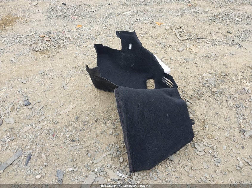 2017 Tesla Model S 100D/60D/75D/90D/P100D VIN: 5YJSA1E27HF220240 Lot: 44501197