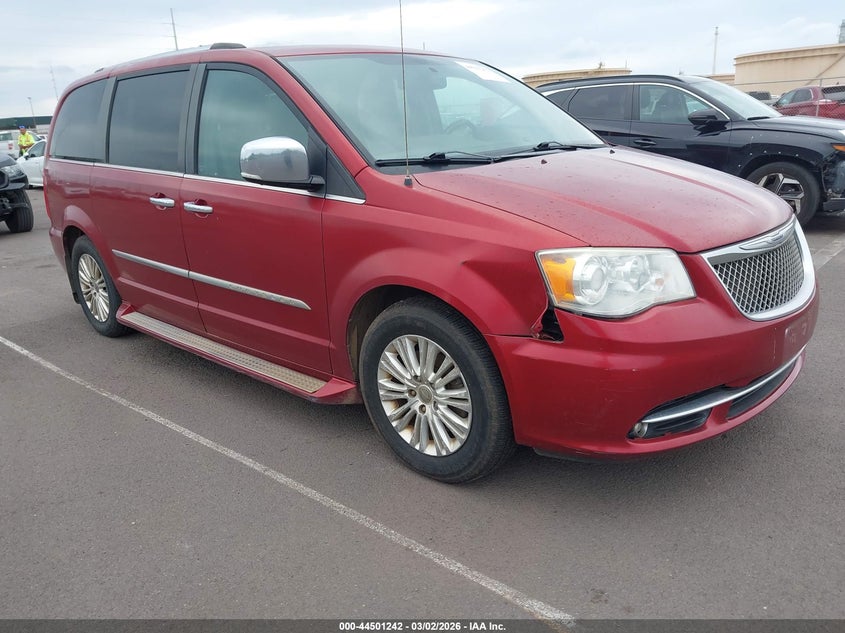 2015 Chrysler Town & Country Limited Platinum