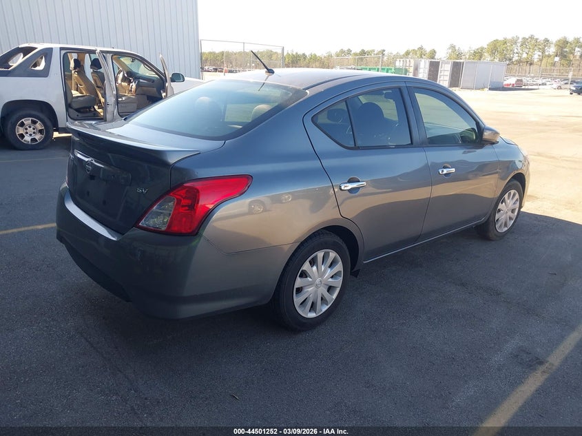 2018 Nissan Versa 1.6 Sv