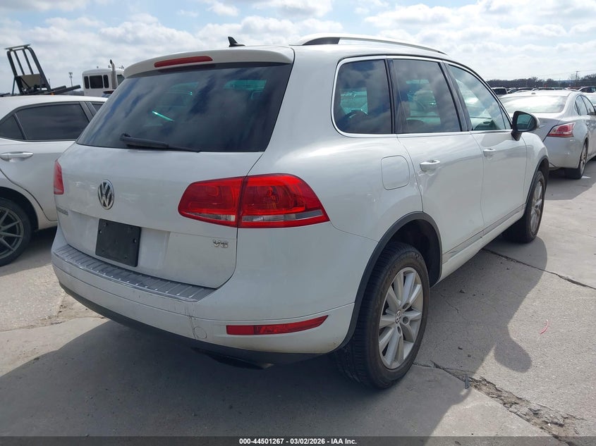 2013 Volkswagen Touareg Vr6 Sport