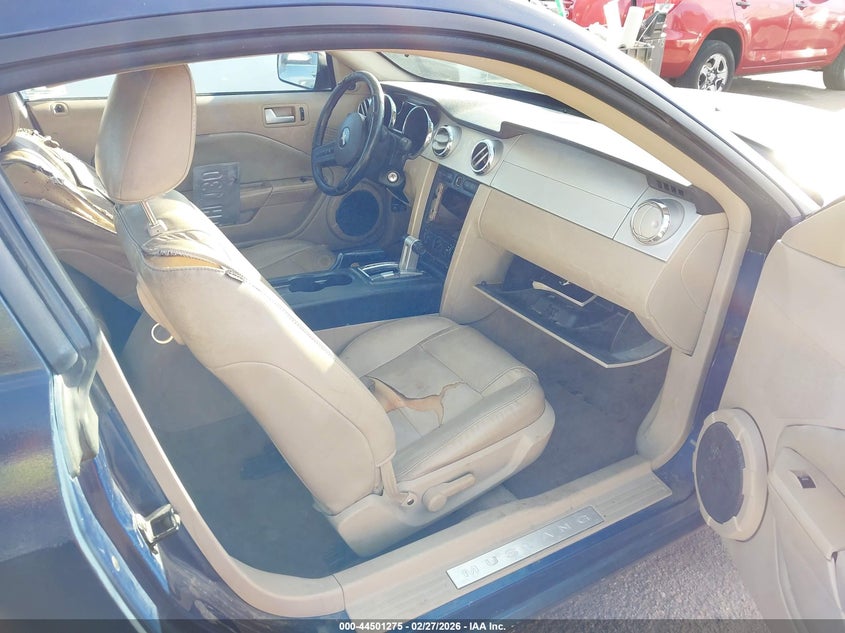 2006 Ford Mustang V6