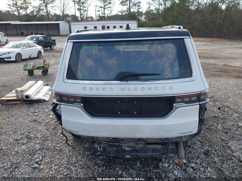 2022 Jeep Grand Wagoneer Series Ii 4X4 VIN: 1C4SJVFP0NS117807 Lot: 44501416