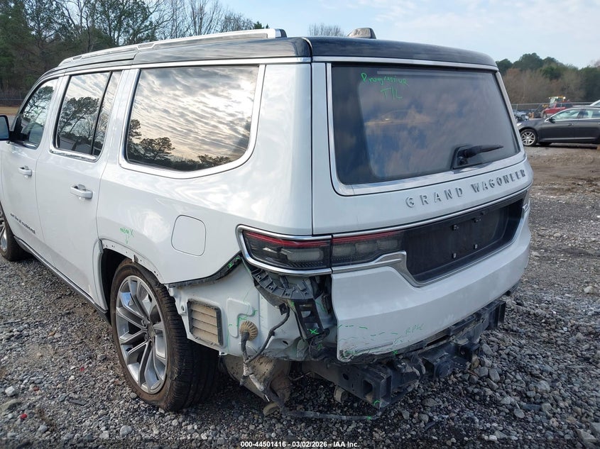 2022 Jeep Grand Wagoneer Series Ii 4X4 VIN: 1C4SJVFP0NS117807 Lot: 44501416