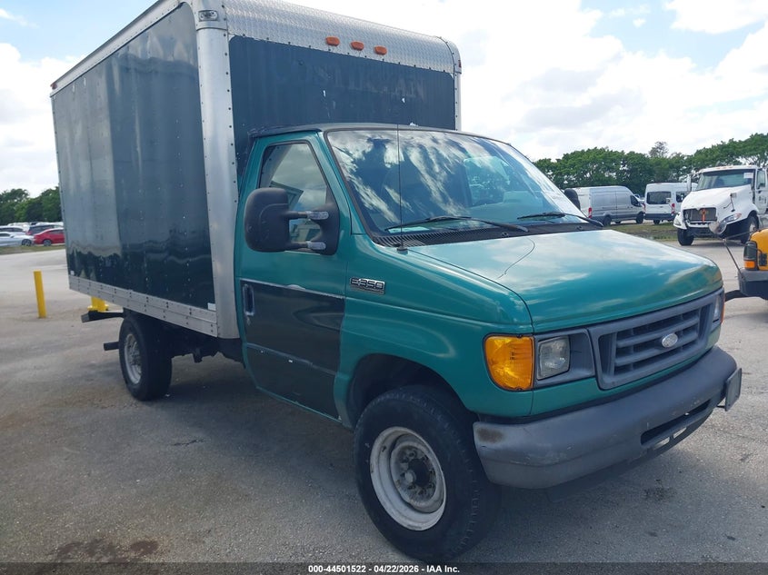 2006 Ford E-350 Cutaway