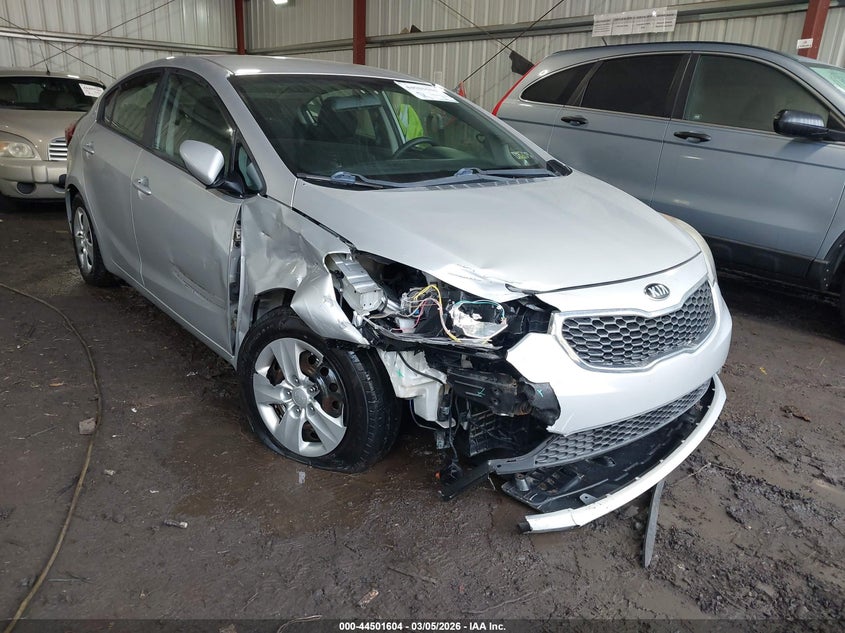 2016 KIA FORTE LX
