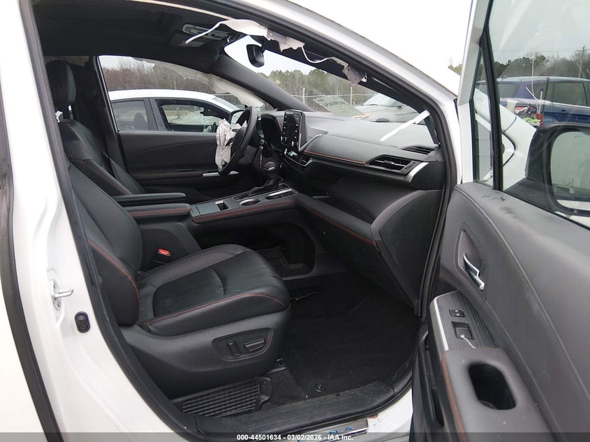 2022 Toyota Sienna Xse