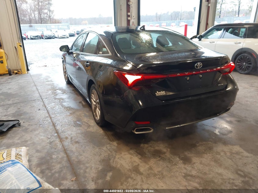 2019 Toyota Avalon Xle