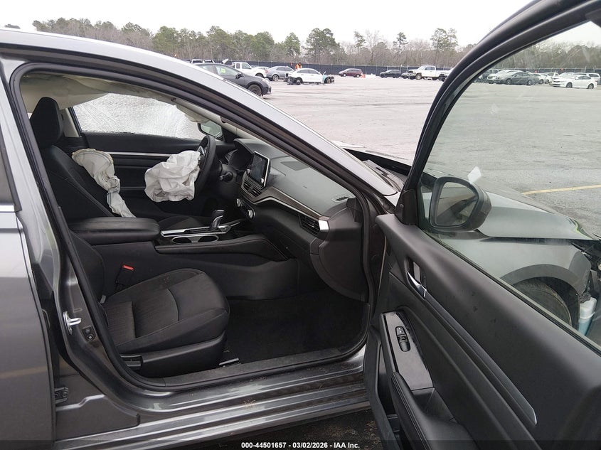 2023 Nissan Altima Sv Fwd