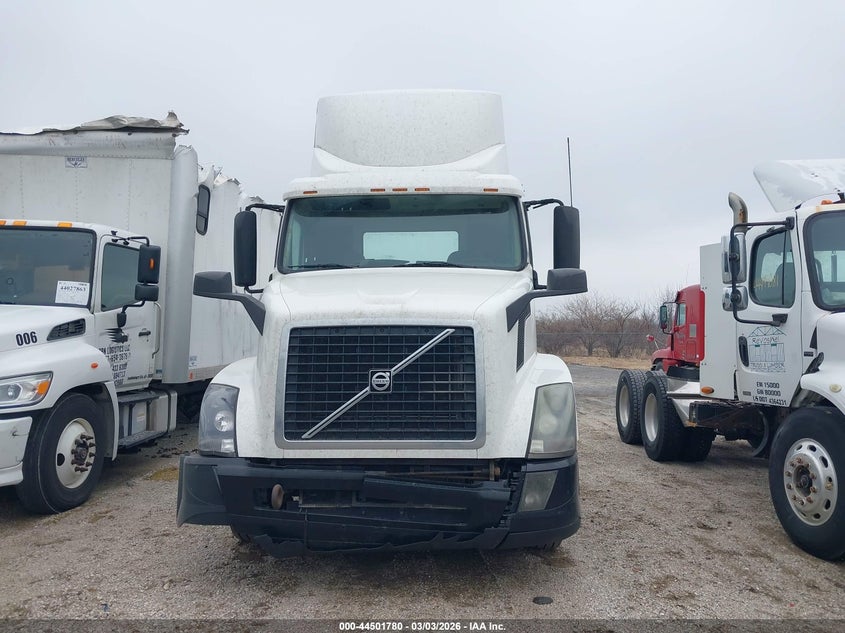 2016 Volvo Vn Vnl white Lot 111044501780 Vin 4V4NC9EG1GN962946