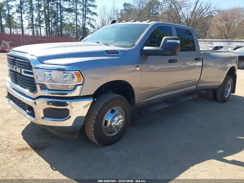 2023 Ram 3500 Tradesman 4X4 8' Box