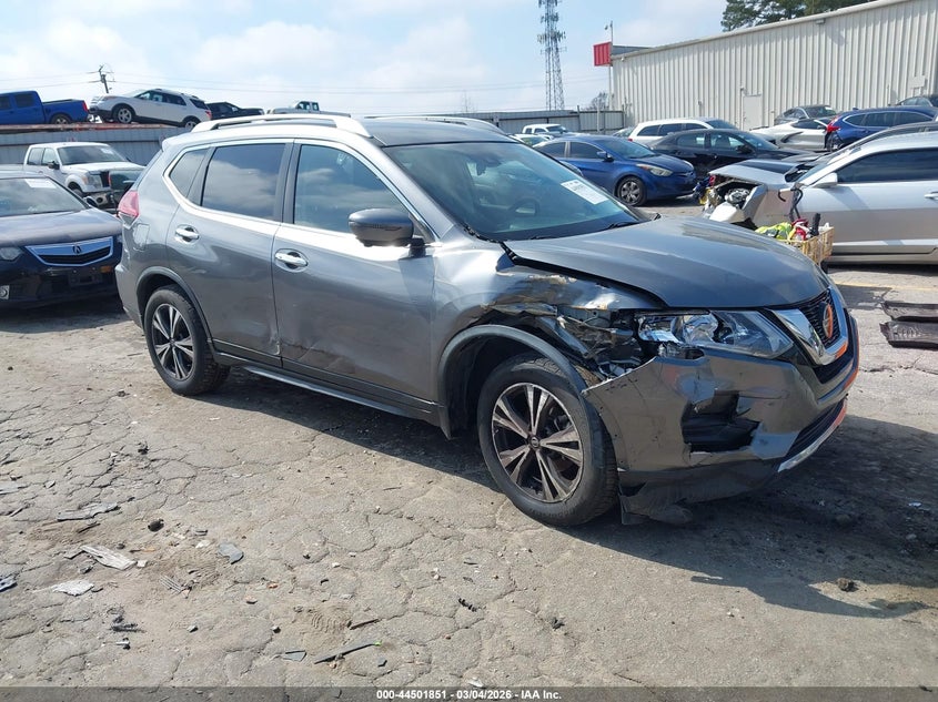 2019 Nissan Rogue Sv