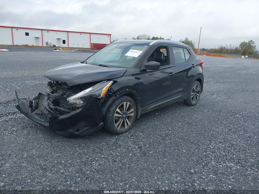 2020 Nissan Kicks Sr Xtronic Cvt