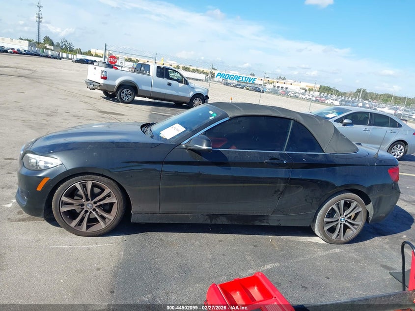 VIN: WBA2M7C56JVD51464 2018 BMW 230I