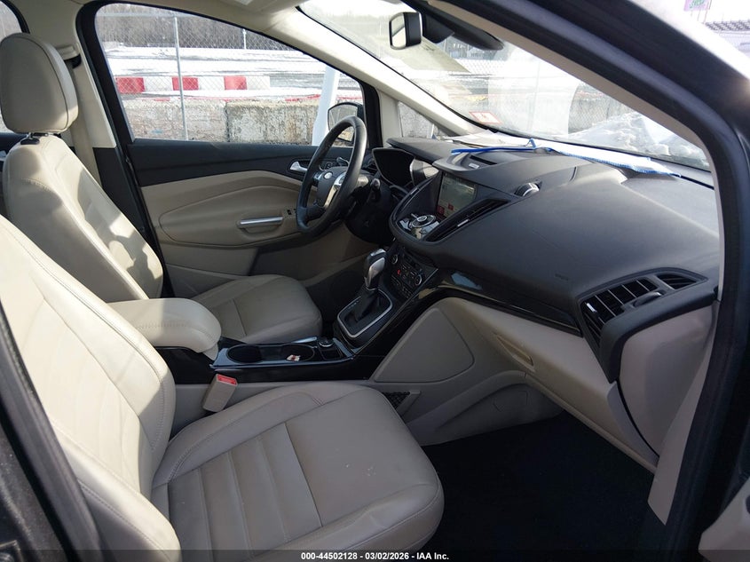 2017 Ford C-Max Energi Titanium