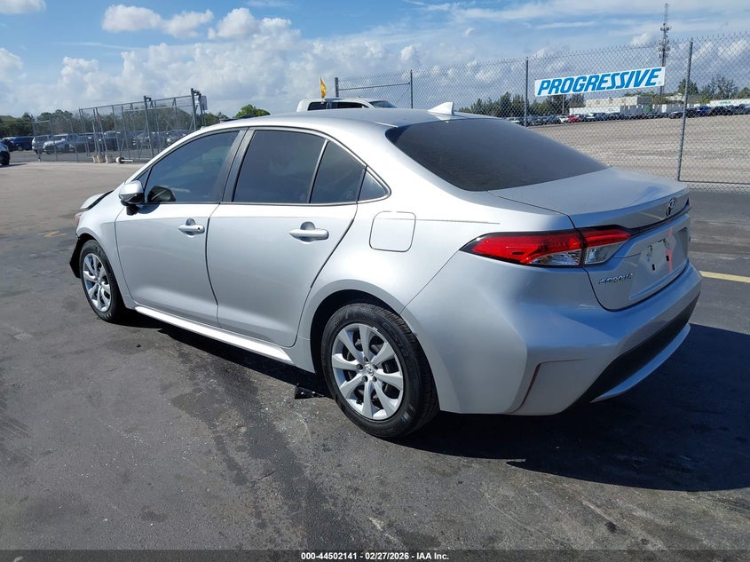 VIN JTDEPMAE9NJ226381 2022 TOYOTA COROLLA LE