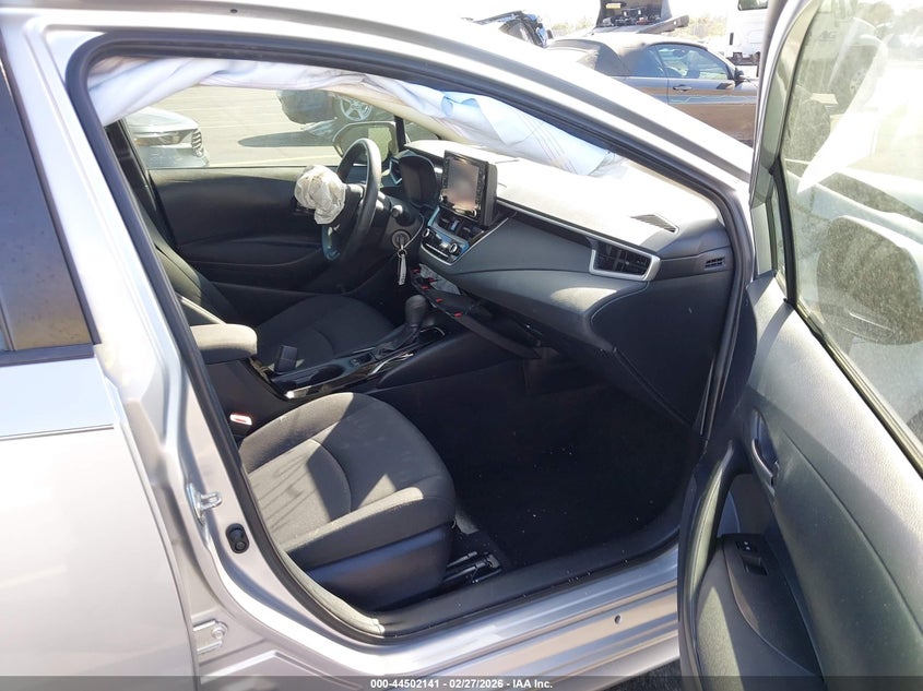 VIN JTDEPMAE9NJ226381 2022 TOYOTA COROLLA LE