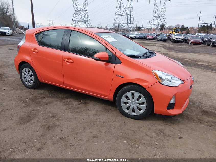 TOYOTA PRIUS C TWO